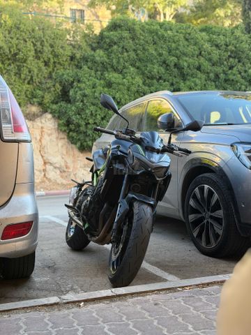 מודעת רכב קאוואסאקי Z900
