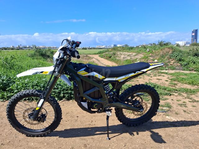 מודעת רכב סורון ULTRA BEE T