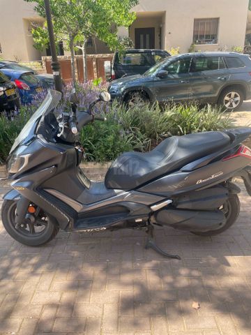 מודעת רכב קימקו דאון-טאון 250ABS