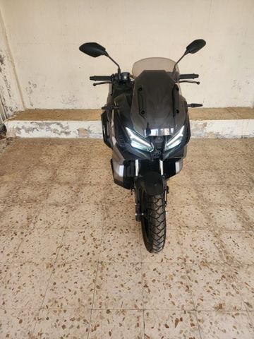 מודעת רכב VOGE SR1