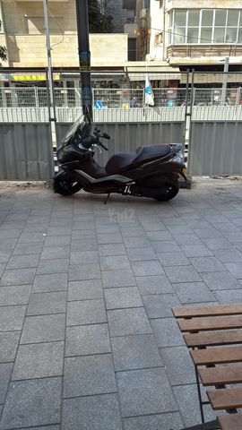 מודעת רכב קימקו דאון-טאון 350