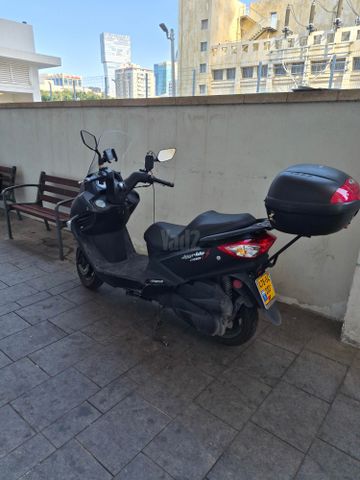 מודעת רכב סאן יאנג ג'וי רייד 200