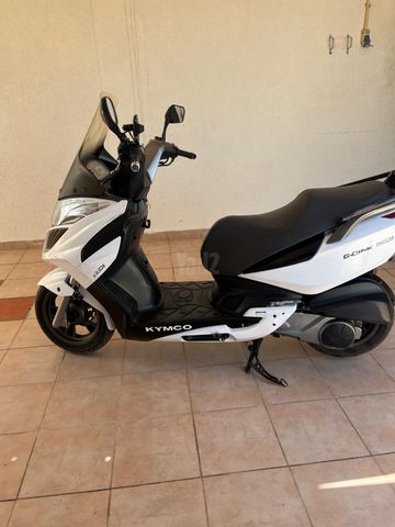 מודעת רכב קימקו G-דינק 250