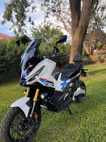 מודעת רכב הונדה X-ADV750