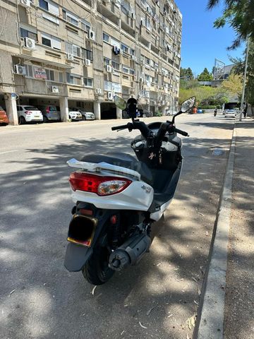 מודעת רכב סאן יאנג ג'וי רייד 125
