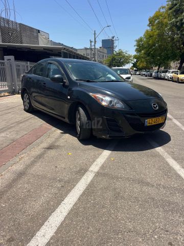 מודעת רכב מאזדה 3