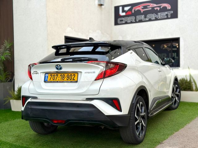 מודעת רכב טויוטה C-HR 3