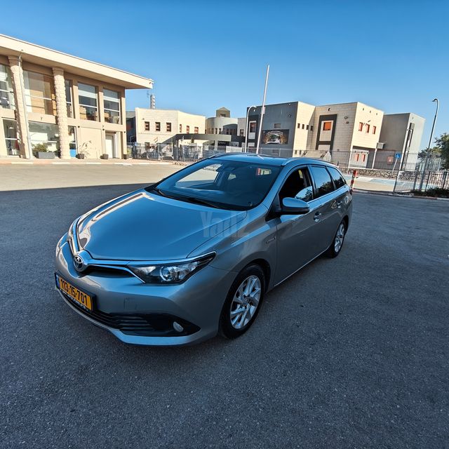 מודעת רכב טויוטה אוריס