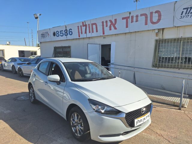 מודעת רכב מאזדה 2 1