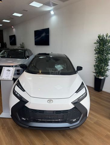 מודעת רכב טויוטה C-HR