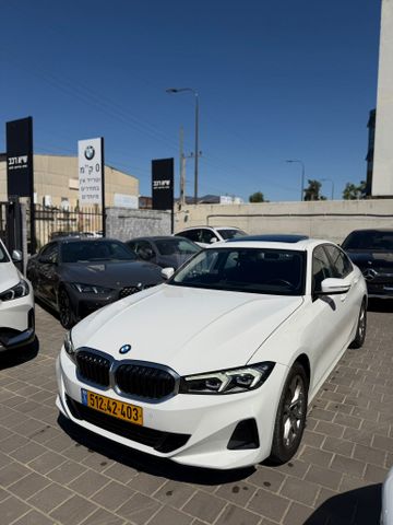 מודעת רכב ב מ וו סדרה 3