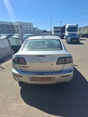 מודעת רכב מאזדה 3