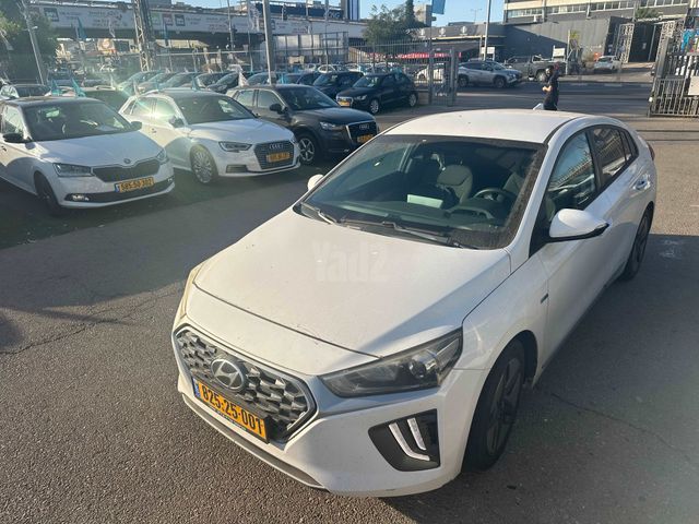 מודעת רכב יונדאי איוניק