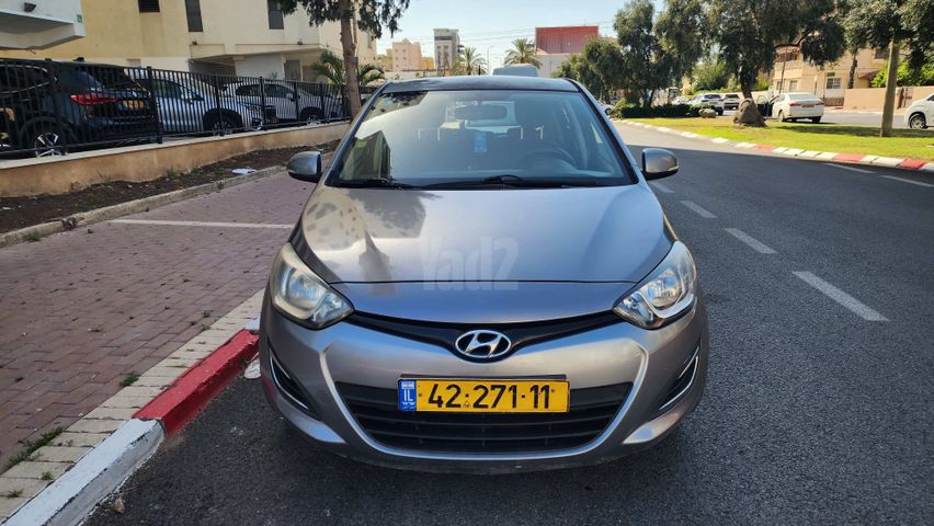 מודעת רכב יונדאי i20 2