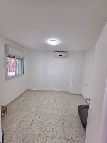 אברהם שטרן 23