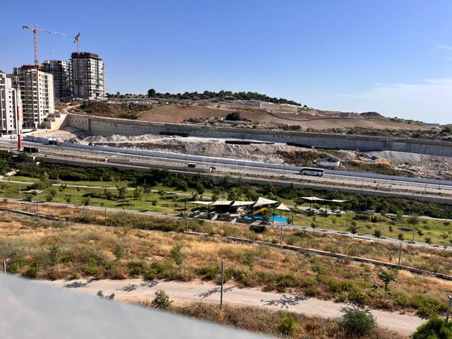 חגואל 1
