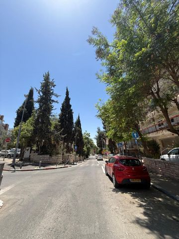 דירה למכירה בירושלים (תיווך) — 4