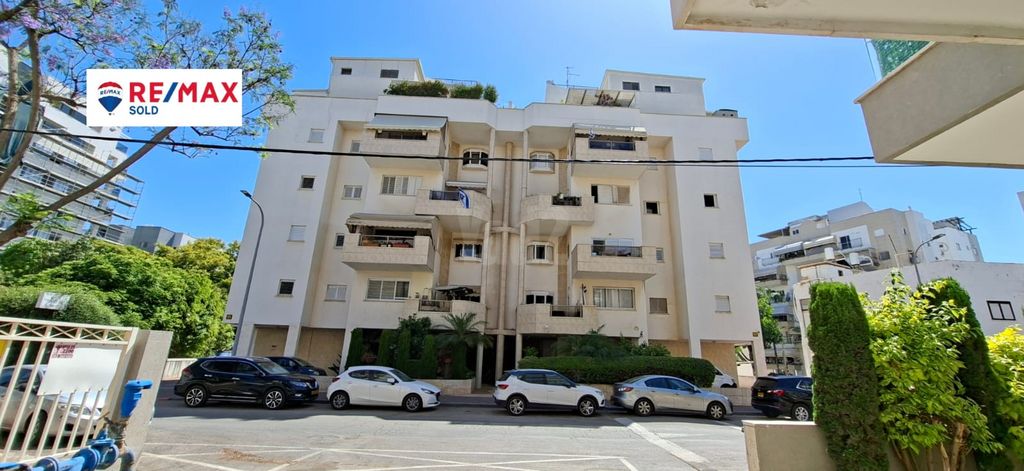 הרב קטרוני 55