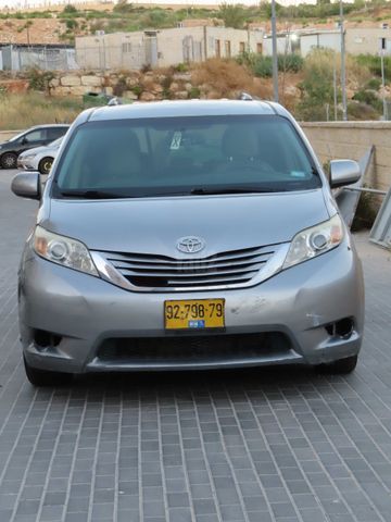 מודעת רכב טויוטה סיינה