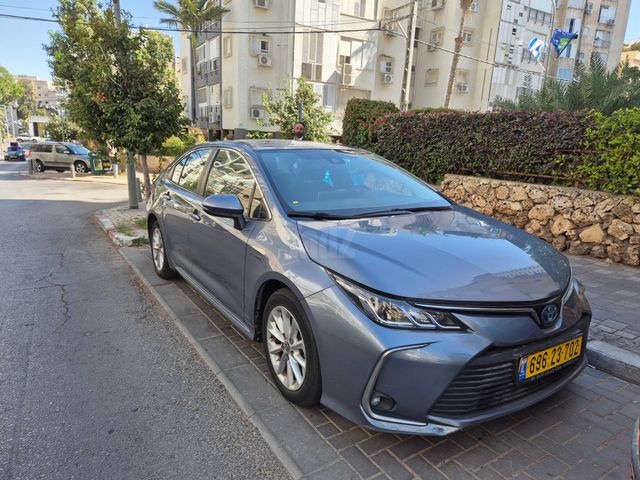 מודעת רכב טויוטה קורולה