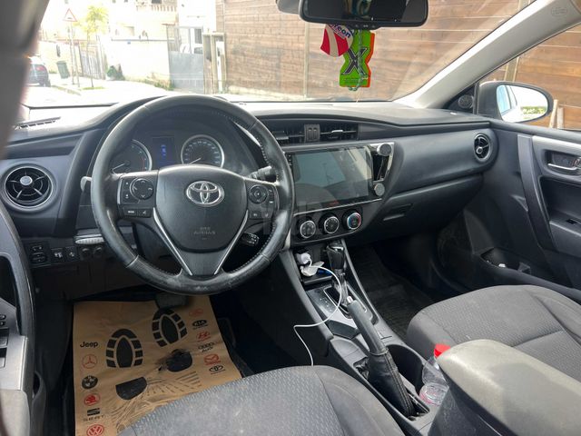 מודעת רכב טויוטה קורולה