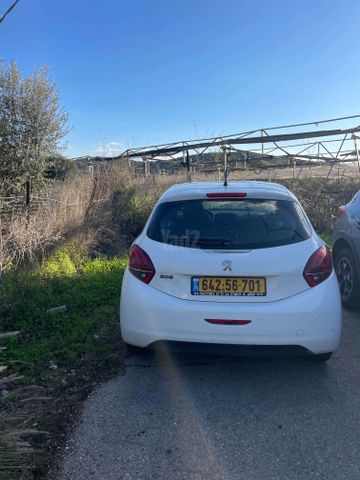 מודעת רכב פיג'ו 208