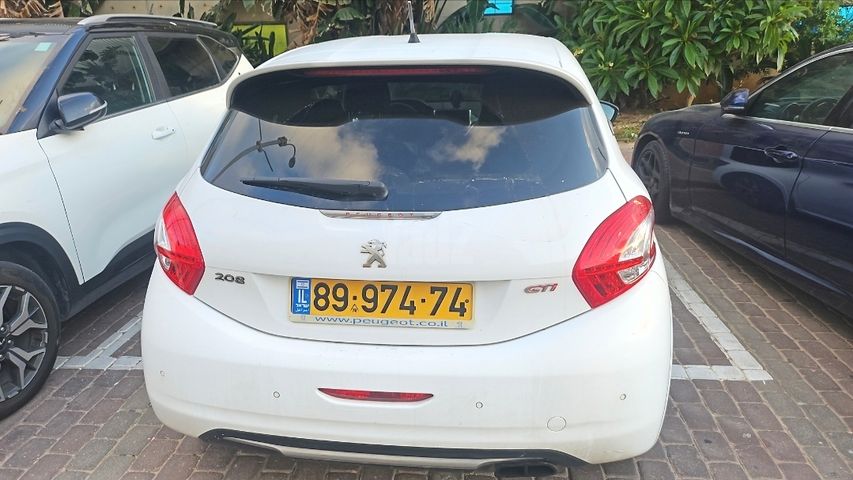 מודעת רכב פיג'ו 208
