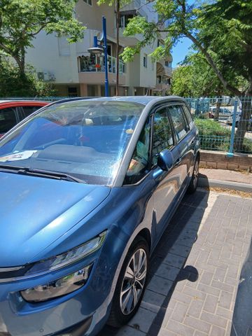 מודעת רכב סיטרואן C4 פיקאסו