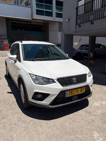 מודעת רכב סיאט ארונה