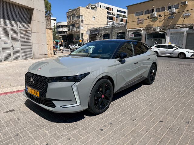 מודעת רכב די.אס 4