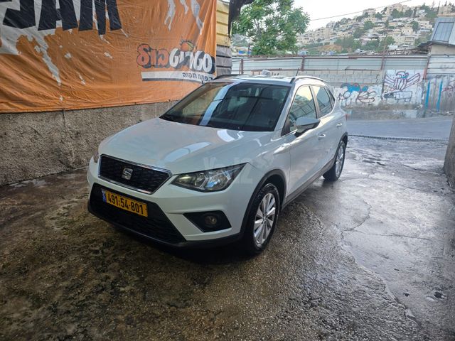 מודעת רכב סיאט ארונה