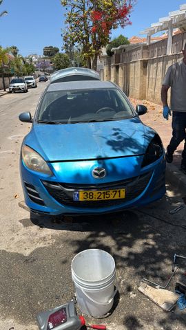 מודעת רכב מאזדה 3