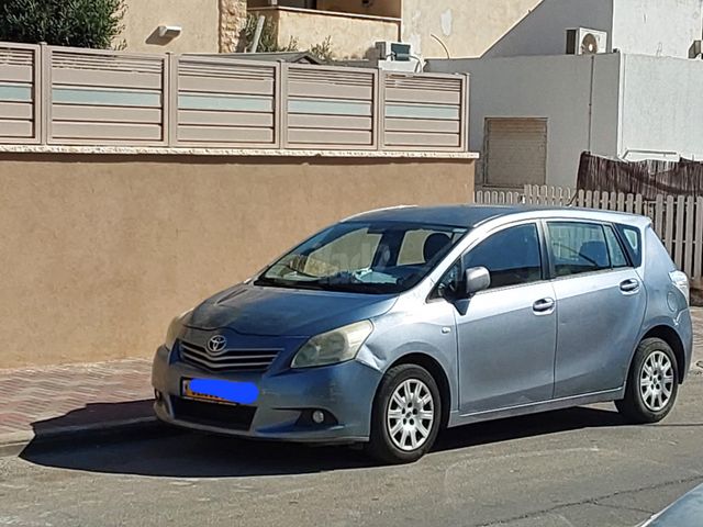 מודעת רכב טויוטה ורסו