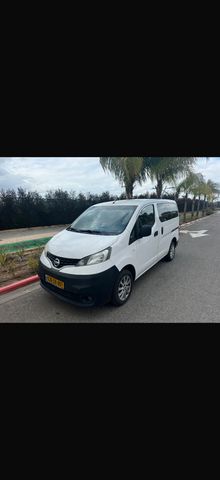 מודעת רכב ניסאן NV200