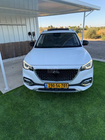 מודעת רכב אם ג'י EHS PHEV