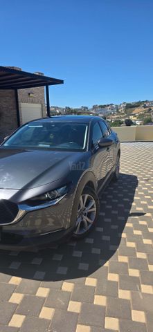 מודעת רכב מאזדה CX-30
