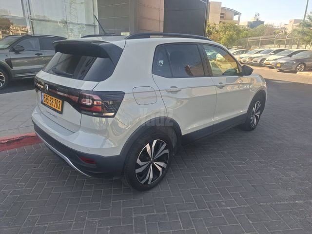 מודעת רכב פולקסווגן T-קרוס 1
