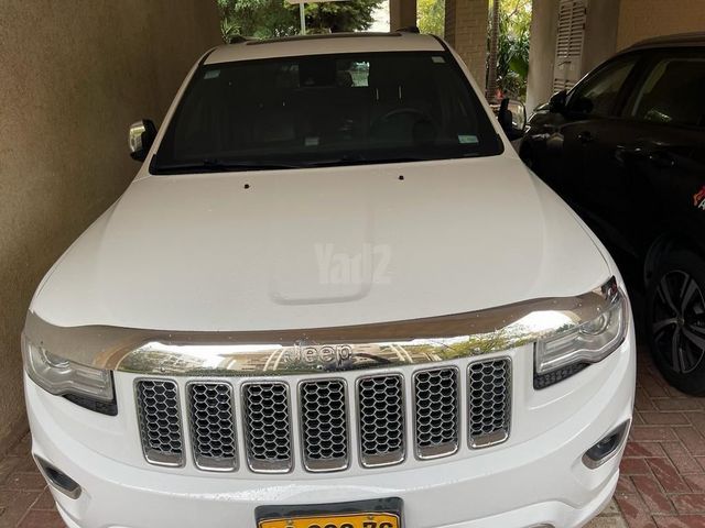 מודעת רכב ג'יפ גרנד צ'ירוקי