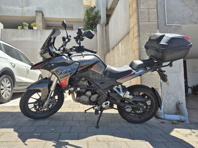 מודעת רכב בנלי TRK251