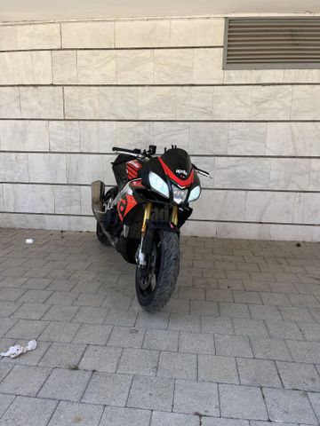 מודעת רכב אפריליה טואונו V4