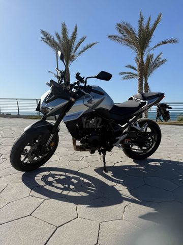 מודעת רכב הונדה HORNET 750