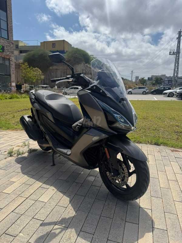 מודעת רכב קימקו דאון-טאון 250ABS