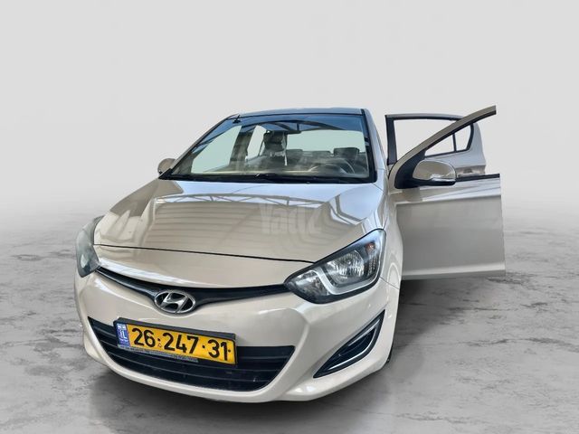 מודעת רכב יונדאי i20