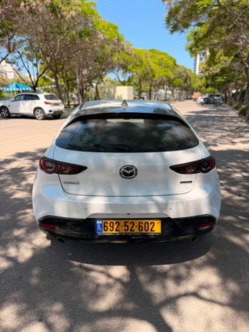 מודעת רכב מאזדה 3 2