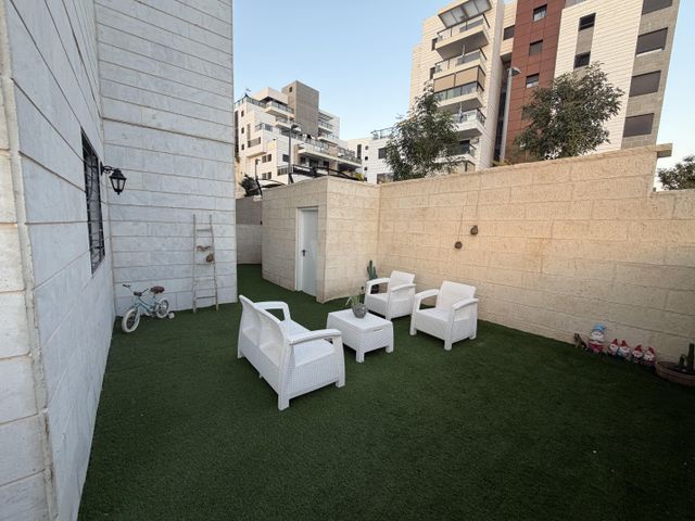 גולדה מאיר 22