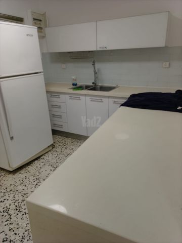 כוכבי יצחק 2