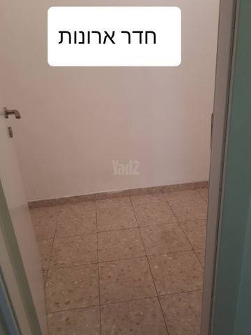 שרה אהרונסון 37