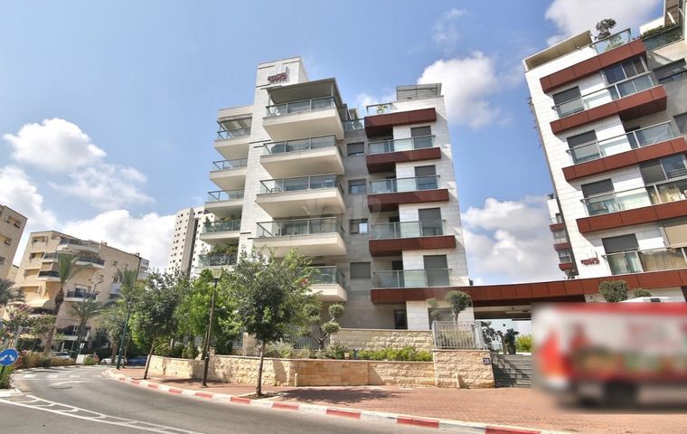 יקינטון 