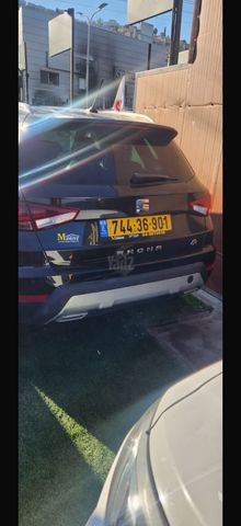 מודעת רכב סיאט ארונה