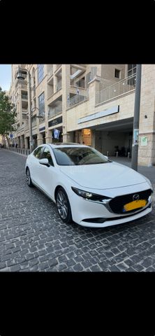 מודעת רכב מאזדה 3